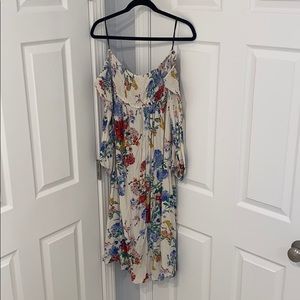 NWOT off the shoulder floral midi dress